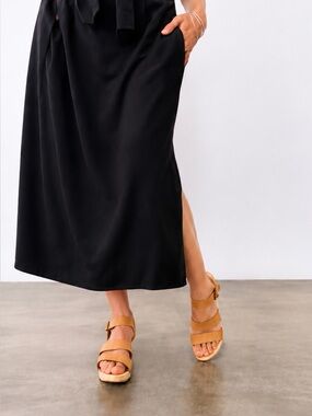 Bryr Sylvie Spanish Toe Clogs With Ankle Strap Sandals in Natural Size 37 / US 7
